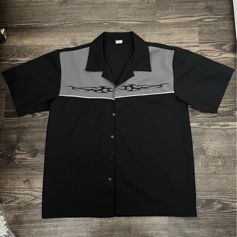Vintage Interstate Black/Gray Embroidered Short Sleeve Button Shirt - Men's M